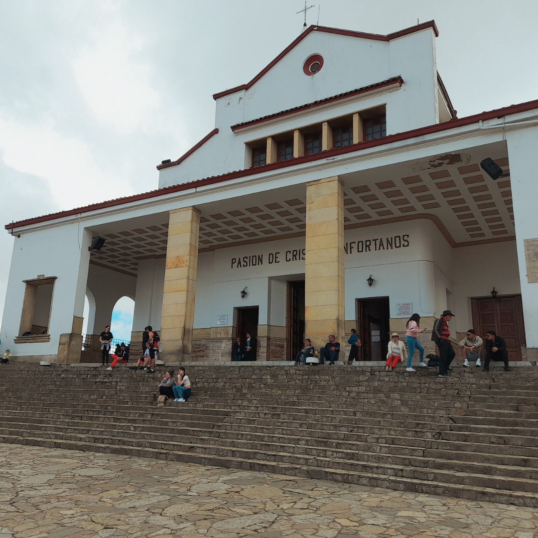 Monserrate: maravilla religiosa y cultural colombiana
